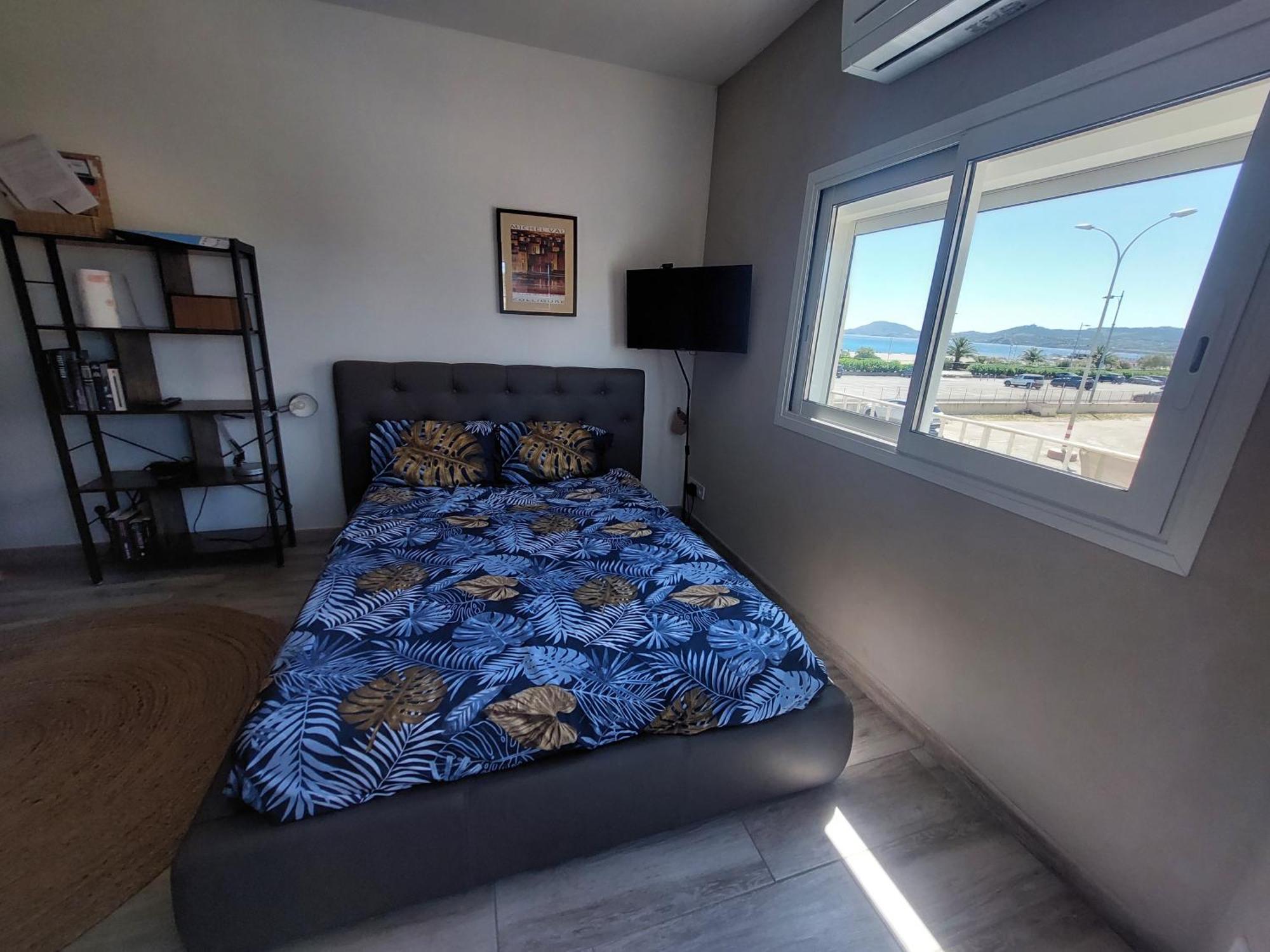 Sur La Plage, Super Studio Avec Vue Sur La Mer Plage d'Argeles Luaran gambar